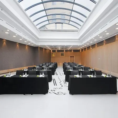 Eurostars Thalia 5* Prague