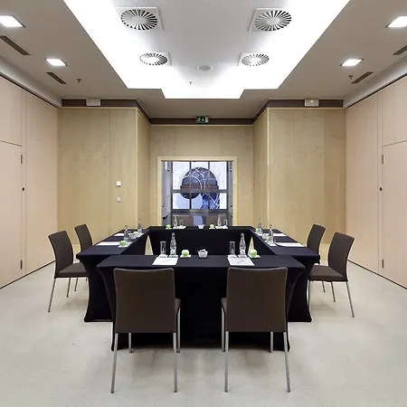 Eurostars Thalia 5* Praga