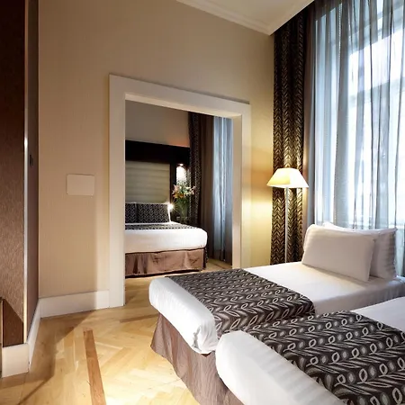 Eurostars Thalia Hotel 5*