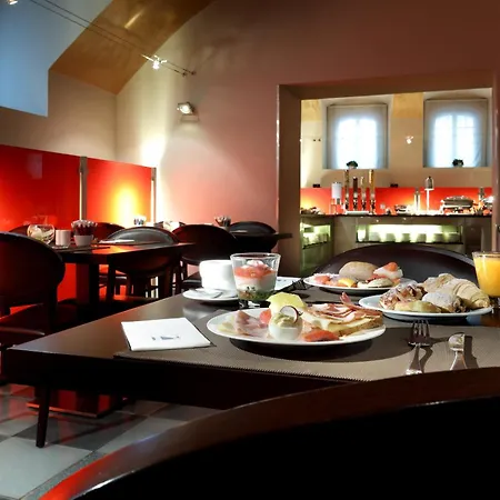 Eurostars Thalia 5* Prague